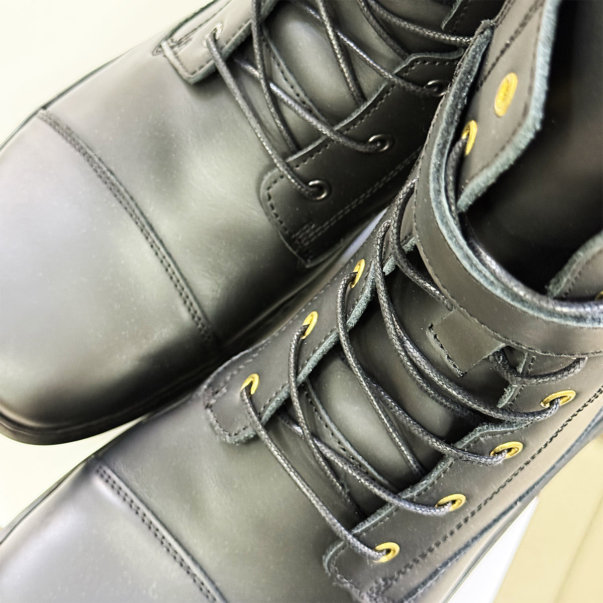 Nebula Round Waxed Shoelaces