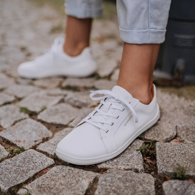 skinners_moonwalker_white_1