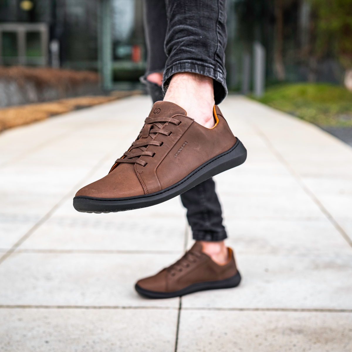 Moonwalker Dark Brown (Black)