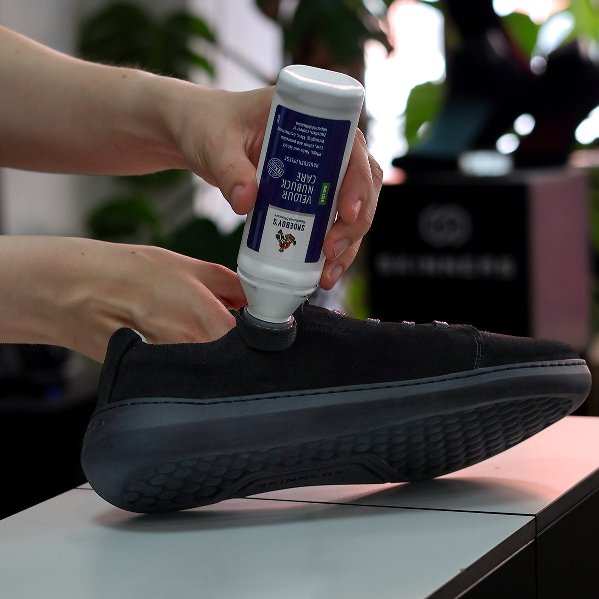 Výživa a impregnace na nubuk a štípenku VELOUR NUBUCK CARE