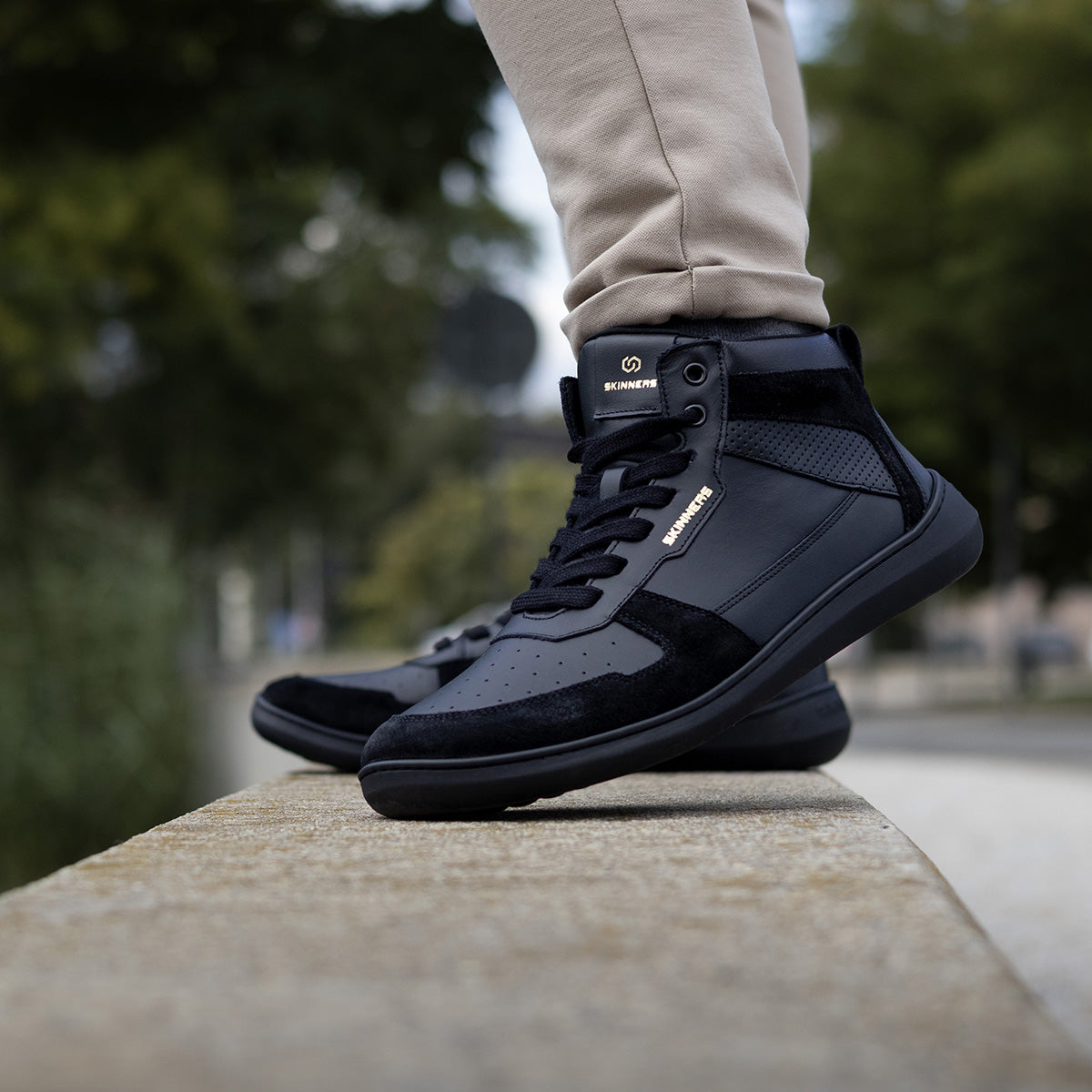 Oldschooler High Top Black/White