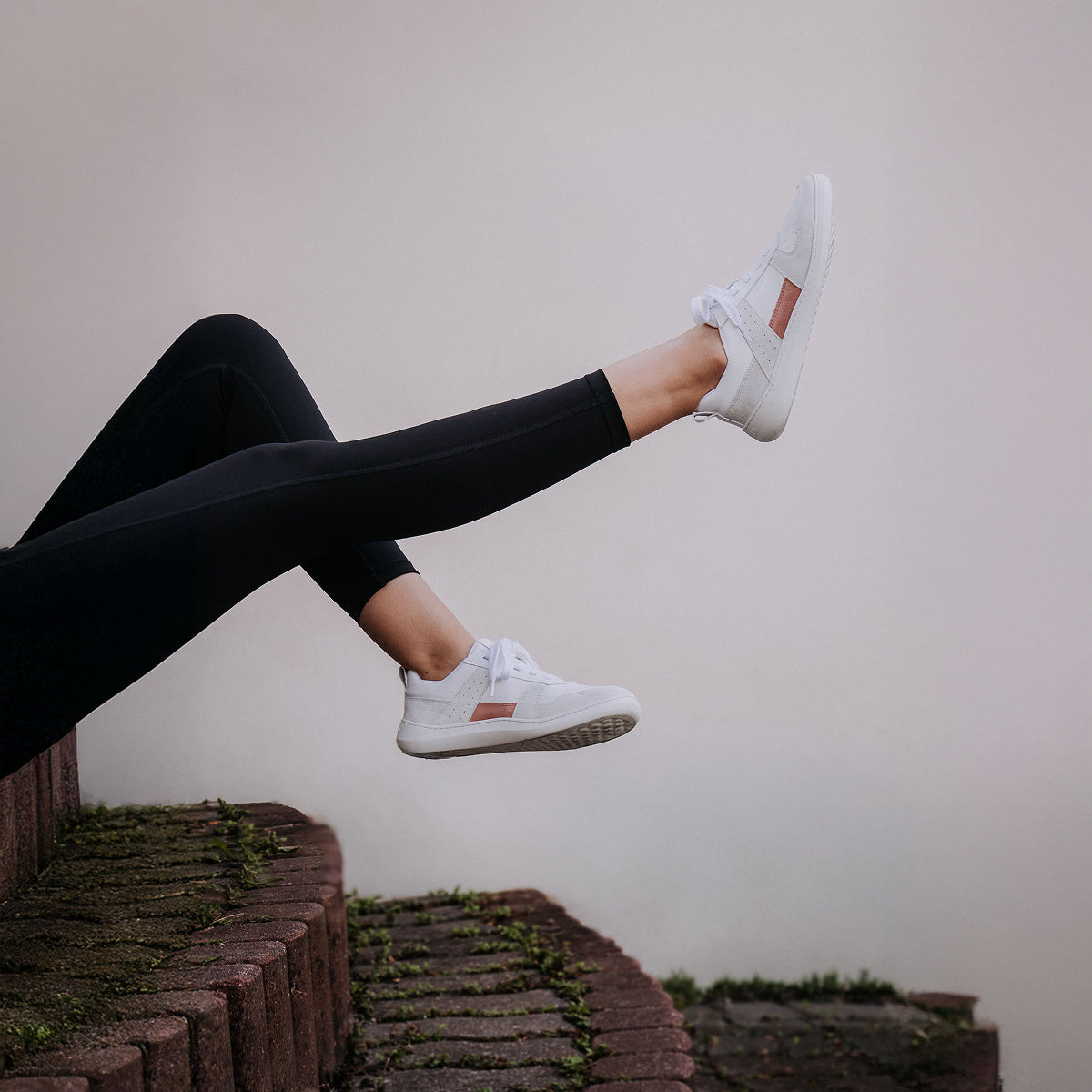 Oldschooler II Pink/White