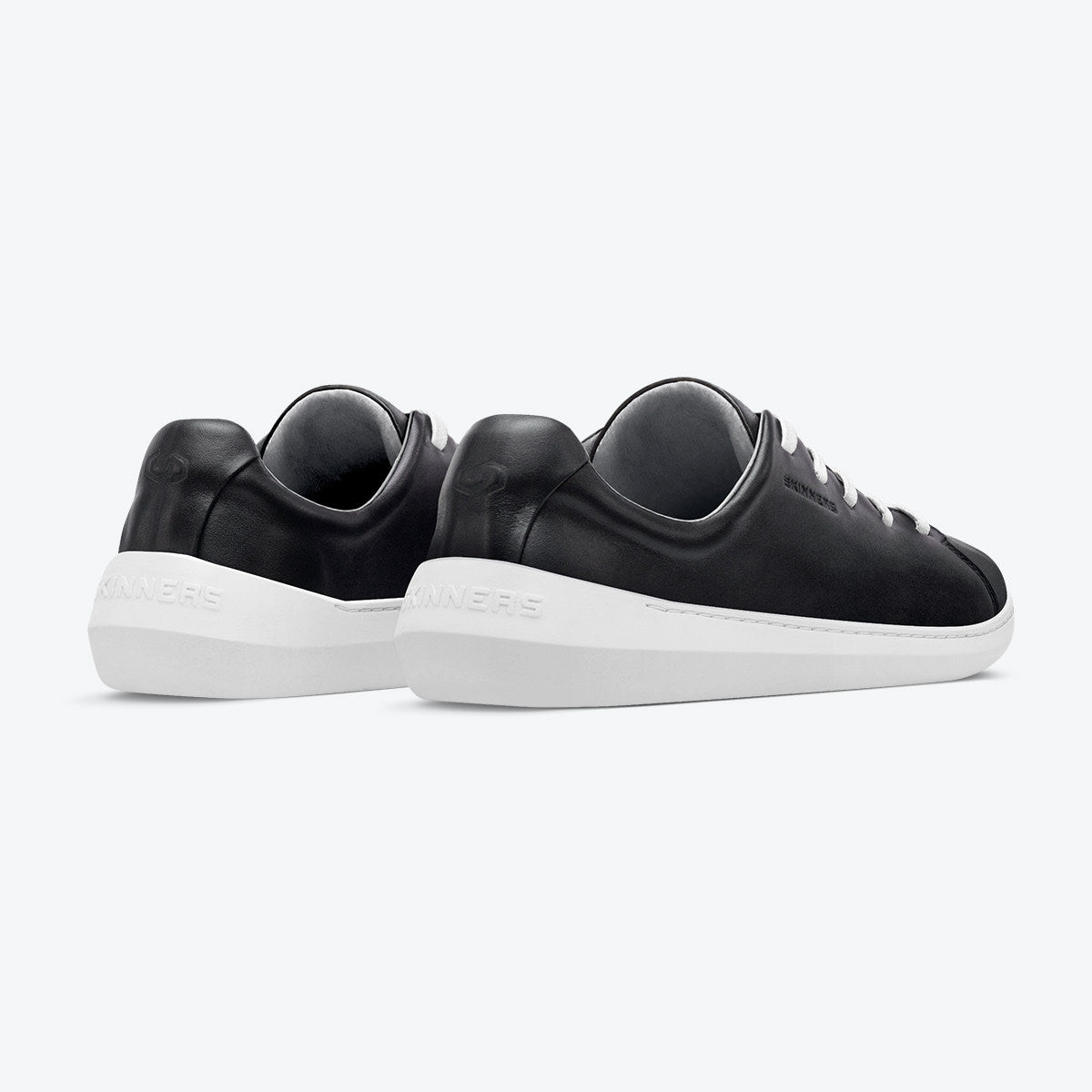 Walker Black/White – Rettet den Schuh